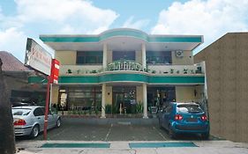 Hotel O Kebon Jeruk Near Gedung Sate Formerly Kurnia Hotel